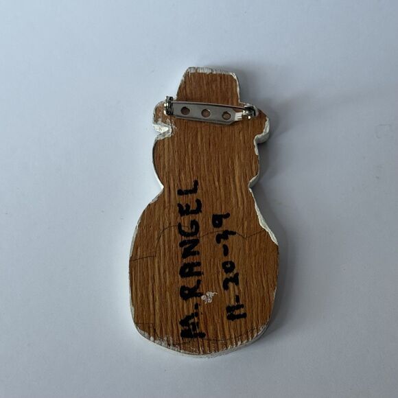 Vintage Snowman Pin Wood Handmade 1939 Handpainted Retro Cottagecore Antique - Picture 2 of 4
